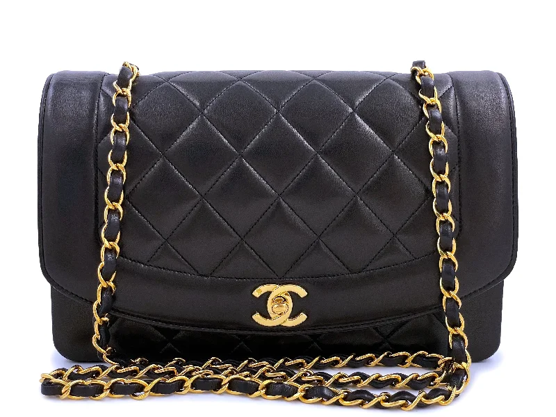 Pristine Chanel Vintage Black Medium Diana Flap Bag 24k GHW Lambskin